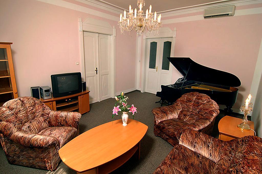 Hotel & Residence Royal Standard Prague Room photo